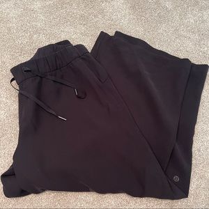 Wide leg lululemon pants 25” seam